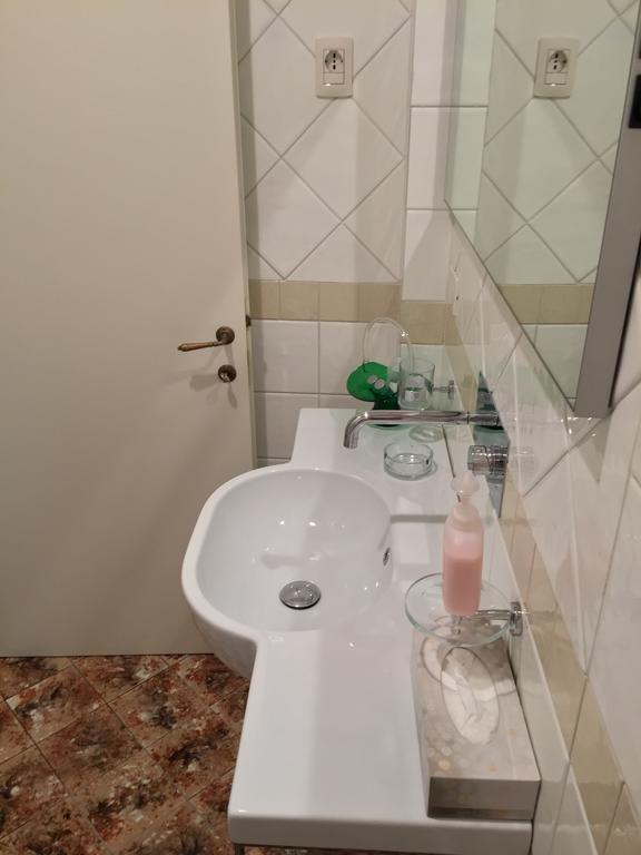Appartamento Piazza San Marco Florencia Habitación foto